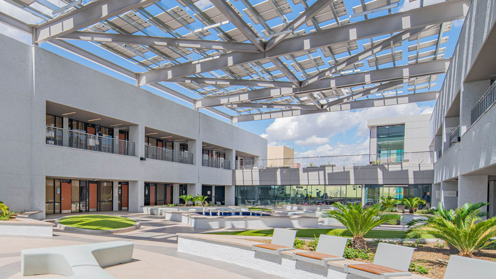 Soloar canopy at Ventas building