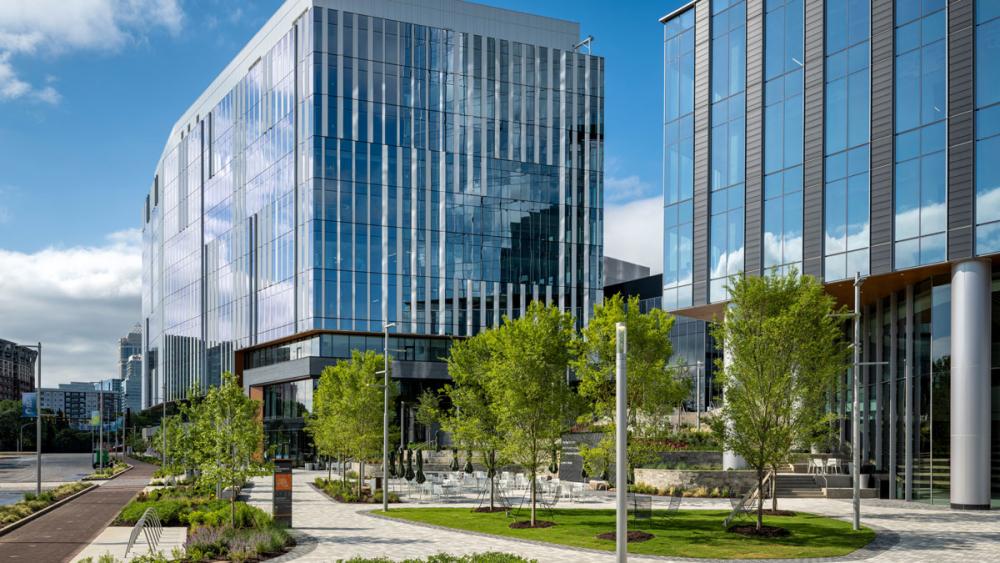 The Pearl’s signature Howard R. Levine Center for Education, home to Charlotte’s first four-year medical school, Wake Forest University School of Medicine Charlotte. 