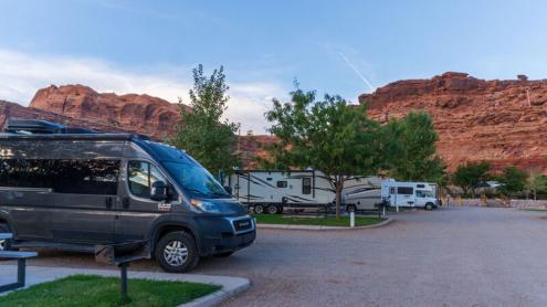 Sun Outdoors Arches Gateway