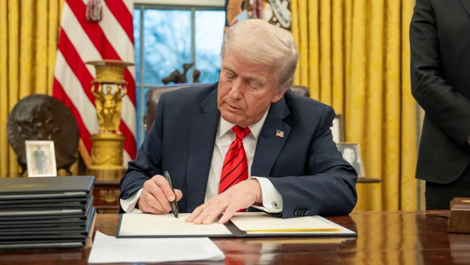 Donald Trump Signing