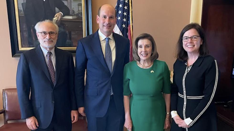 Nareit meets with Speaker Pelosi