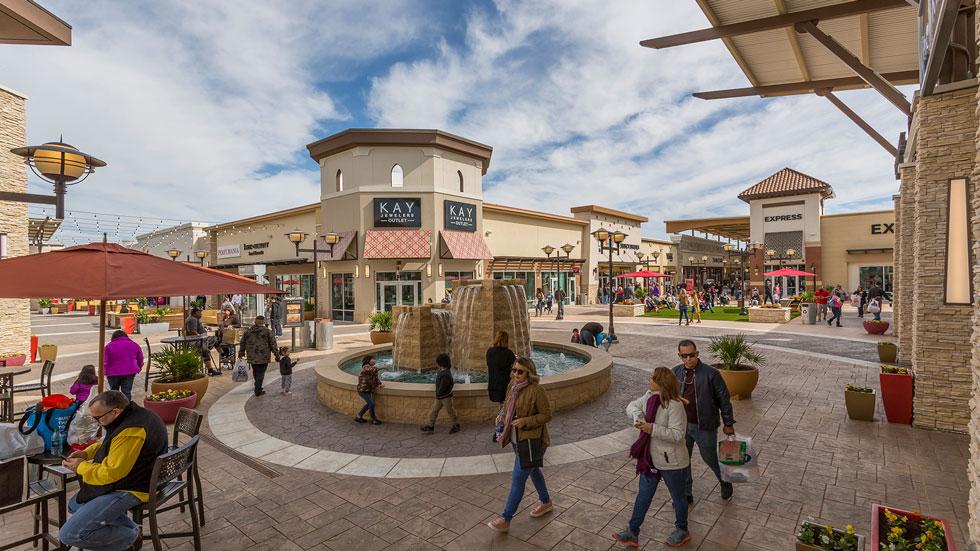Tanger Adds New Focus to Successful Outlet Center Strategy